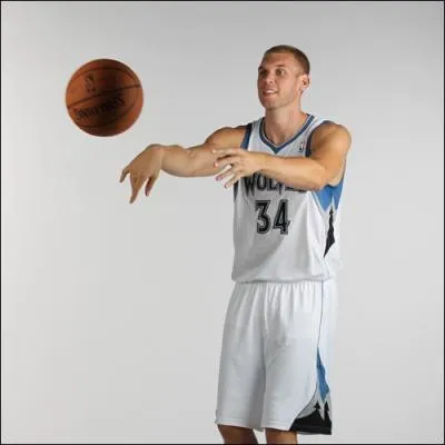 Qui est ce joueur des Timberwolves ?