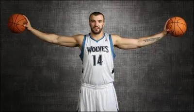 Qui est ce joueur des Timberwolves ?