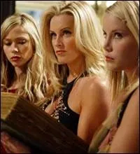 [Le Pouvoir des trois... blondes] Comment s'appellent les sorci�res qui prennent l'identit� des s�urs Halliwell ?