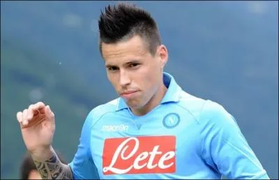 Qui est ce joueur de Naples ?