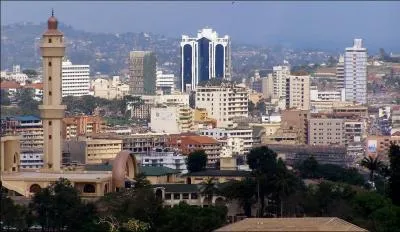 Quelle affirmation  propos de Kampala est fausse ?
