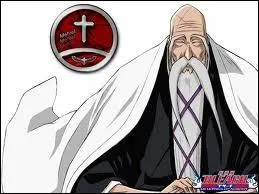 Quel est le nom du capitaine de la 1re division ?