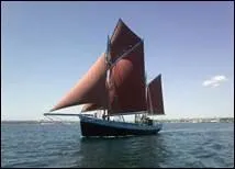 "Notre-Dame de Rumengol" est classé monument historique en 1990 et subit une importante rénovation en 1996. À quoi son nom correspond-il ?