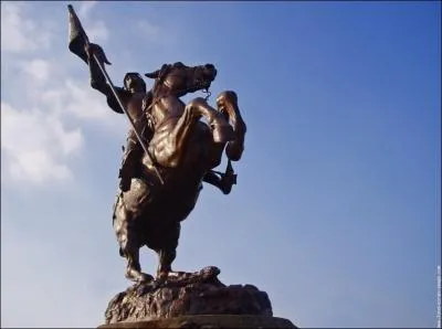 En sortant de la crmonie, la puritaine est venue passer quelques jours avec moi et est devenue femme fatale sans toit ni loi pour finir sous le soleil de Satan :