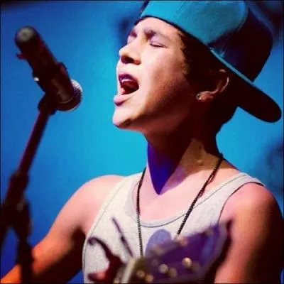 Comment nomme-t-il ses fans ?