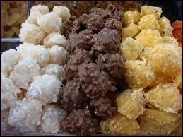 Cette  cocada  faite de noix de coco rpe, de sucre et de lait est une friandise typique du (de la) 