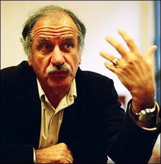 De quelle ville est-il le maire ?