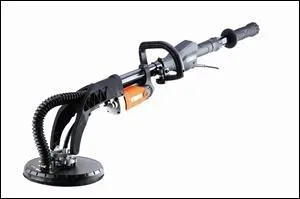 Une fois secs, nous pouvons poncer avec une ... .