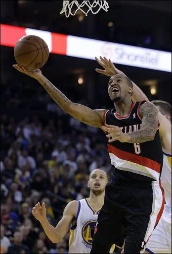 Qui est ce joueur des Blazers ?