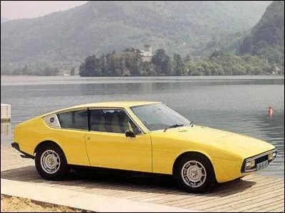 Cette voiture est une Matra qui avait la particularit de disposer de trois siges  l'avant... Elle se prnomme comme un superbe personnage anim, lequel ?