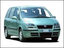 Ce modle FIAT se pique d'avoir un illustre prnom, un vritable hros... qui rentra fort tard... Lequel ?