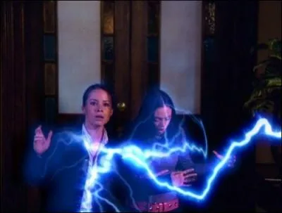  Les poupes  : O Phoebe se fait-elle rapetisser ?