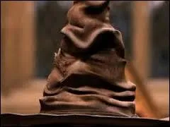 O Harry se trouve-t-il lorsque qu'il plonge l'uf sous l'eau pour entendre la chanson des cratures aquatiques ?