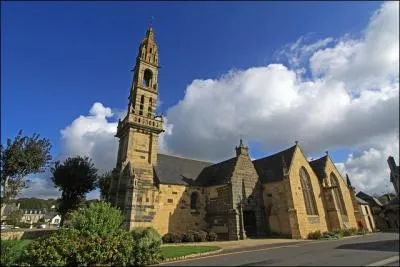 Dans quel dpartement est situ le village du Faou, o vous assisterez en juillet au festival  Noz an Ster Goz , musique et danses bretonnes ?