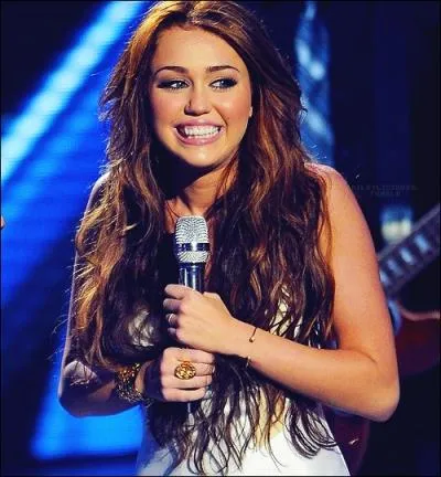Miley Cyrus est...