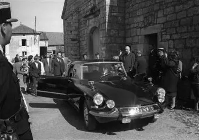 Quel est le nom de l'attentat lors duquel Charles de Gaulle chappa  la mort le 22 aot 1962 ?