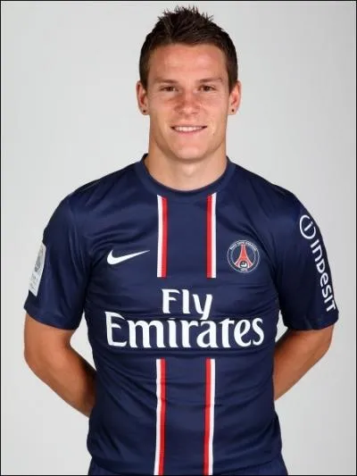 Comment s'appelle-t-il ?