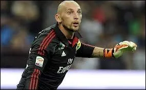 Comment s'appelle le gardien du Milan AC ?