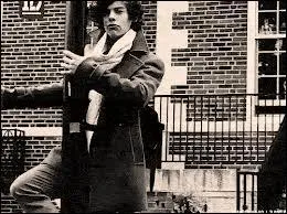 Dans quel clip Harry apparat-il comme ceci ?