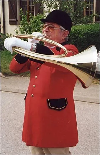 Quel est le nom de cet instrument, utilis dans les chasses  courre ?