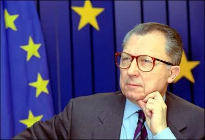 Ministre de l'conomie et des Finances de 1981  1984, prsident de la Commission europenne de 1985  1994, il se prnomme ...