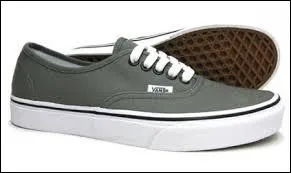 Quelle est la marque de cette paire de chaussures ?