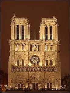 En quelle anne la cathdrale Notre-Dame de Paris a-t-elle t acheve ?
