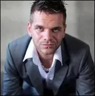 Qui est ce chanteur ?