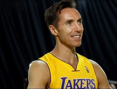 Qui est ce joueur des Lakers ?