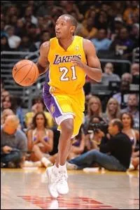 Qui est ce joueur des Lakers ?