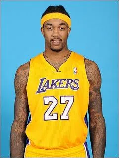 Qui est ce joueur des Lakers ?