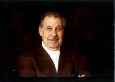 Ce pianiste bulgare, de trs grande taille, a t un extraordinaire interprte de Liszt. Qui est-ce ?