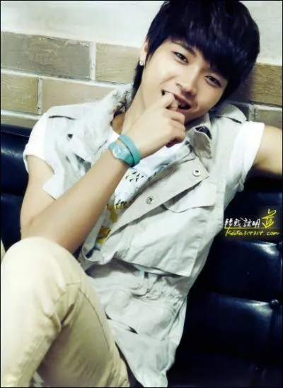 Quel chanteur est n le 8 fvrier 1991 ?