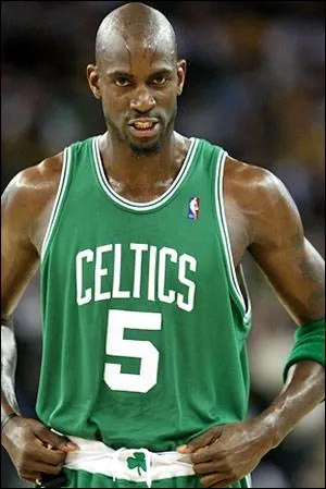 Qui est ce joueur des Celtics ?