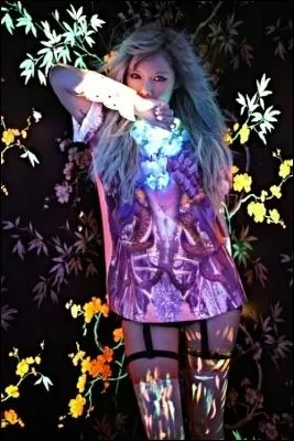 Quelle rappeuse est ne le 6 juin 1992 ?