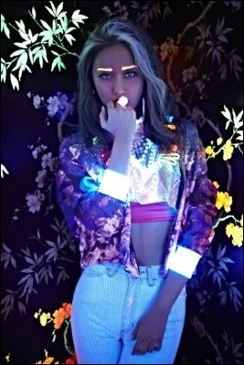 Quelle chanteuse est ne le 18 mai 1990 ?