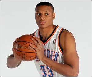 Qui est ce joueur des Thunder ?