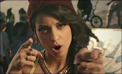 De quel clip cette image est-elle extraite ?