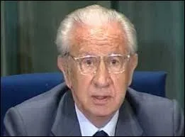 Avril : C'est la fin d'une vie bien remplie pour Juan Antonio Samaranch. Il avait beaucoup œuvré pour...