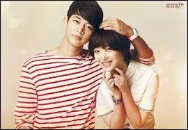 Elle se fait passer pour un garon pour pouvoir entrer dans l'cole pour garons o est inscrit celui qu'elle aime. Quel est ce drama ?