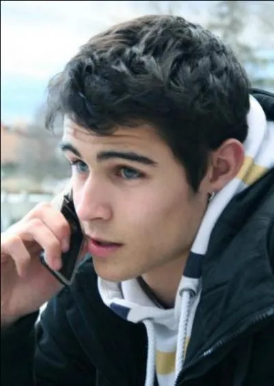 Quel est le vrai nom de Toms ?