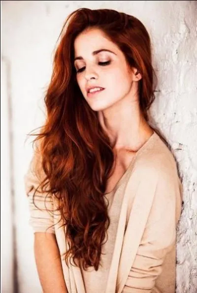 Quel est le vrai nom de Camila ?