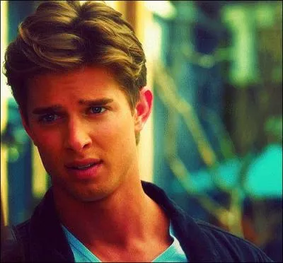 Comment le frre d'Alison s'appelle-t-il ?