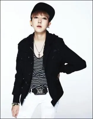 Quelle rappeuse est ne le 1 mars 1993 ?