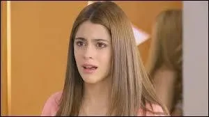 Pourquoi Ludmila a-t-elle dchir la feuille du concours de Violetta ?