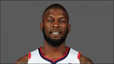 Qui est ce joueur des Hawks ?
