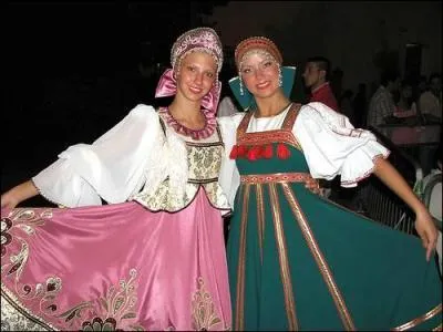 Combien d'habitants compte la Fdration de Russie ?