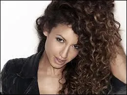 Comment s'appelle la petite amie de Liam ?