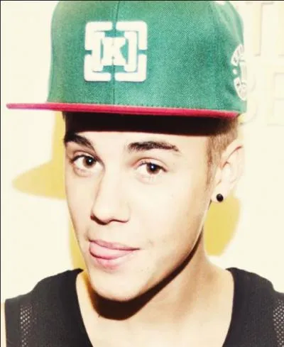 Dans quelle ville franaise Justin tait pour le Believe Tour ?