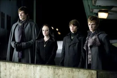 Question Bonus : Qui est la personne la plus cruelle des Volturi ?